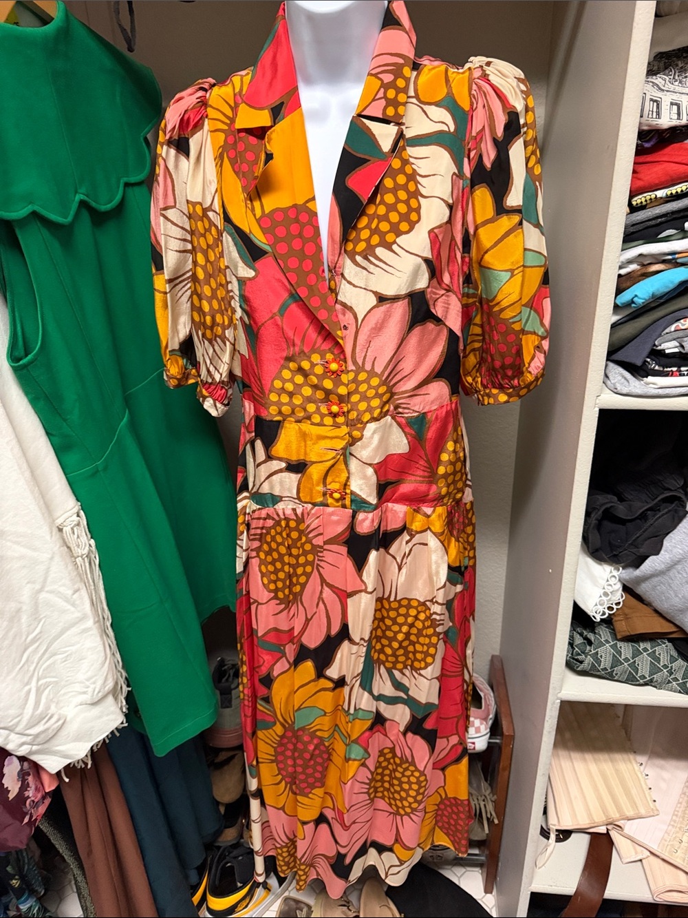 Farm rio sunflower dress , size M - Picture 4 of 4